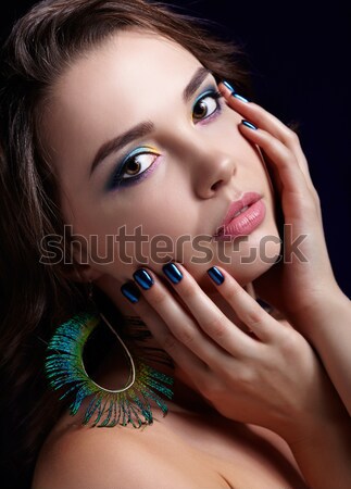 Frumos colier portret tineri bruneta Imagine de stoc © zastavkin