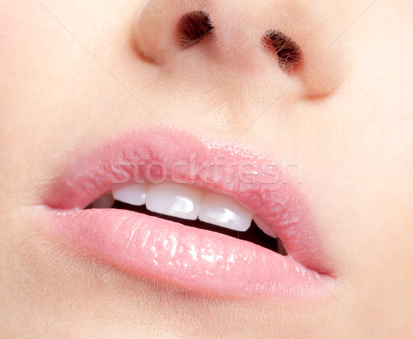 Usta młodych piękna kobieta dzień makijaż dziewczyna Zdjęcia stock © zastavkin