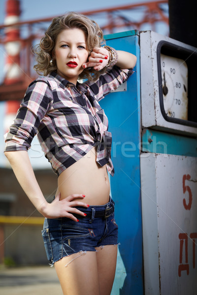 Fille station d'essence extérieur portrait jeunes belle [[stock_photo]] © zastavkin