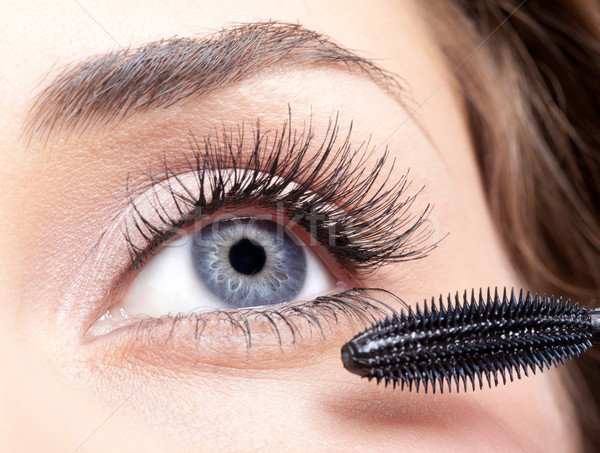 Mascara make jonge mooie vrouw ogen Stockfoto © zastavkin