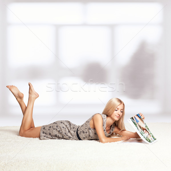 Blonde woman with calendar Stock photo © zastavkin