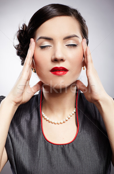 Migraine portret meisje hoofdpijn gezicht mode Stockfoto © zastavkin
