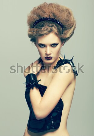Model portret mooie kapsel poseren Rood rose Stockfoto © zastavkin