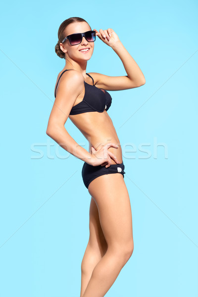 Gyönyörű nő bikini portré fiatal gyönyörű lebarnult Stock fotó © zastavkin