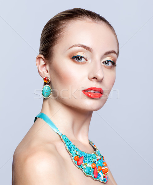 Foto stock: Hermosa · mujer · rubia · bijouterie · gris · mujer · modelo