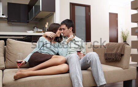 Stock fotó: Boldog · újonnan · házaspár · otthon · kanapé · férfi