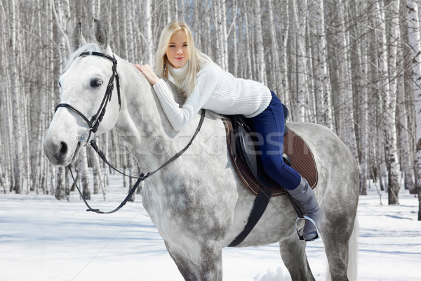 Gyönyörű lány ló szabadtér portré gyönyörű szőke nő Stock fotó © zastavkin