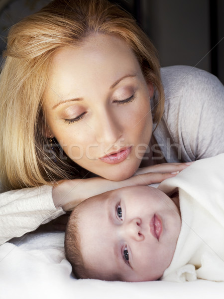 Mutter Baby blond jungen Hand Gesicht Stock foto © zdenkam