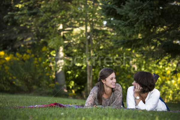 Mère fille ensemble parc printemps [[stock_photo]] © zdenkam