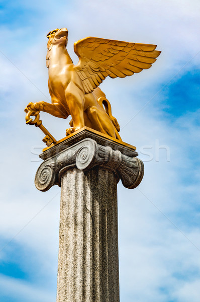 Griffioen sculptuur hemel stad achtergrond kunst Stockfoto © zeffss