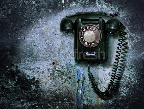 Photo stock: Vieux · téléphone · détruit · mur · téléphone · fond