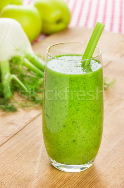 綠色冰沙 蘋果 茴香 玻璃 健康 綠色 商業照片 © Zerbor