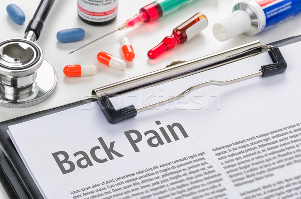 Diagnóstico dolor de espalda escrito portapapeles hospital medicina Foto stock © Zerbor