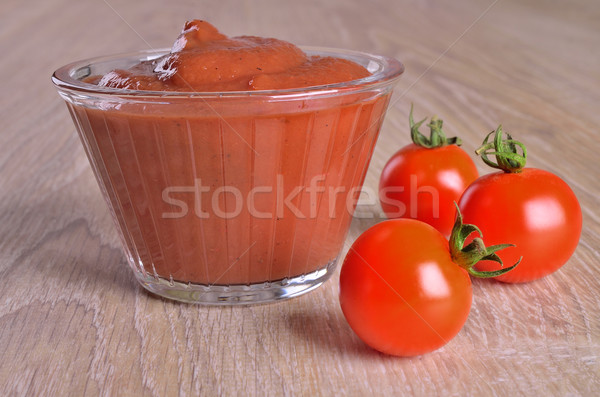 Stockfoto: Tomatensaus · glas · jus · boot · houten · oppervlak