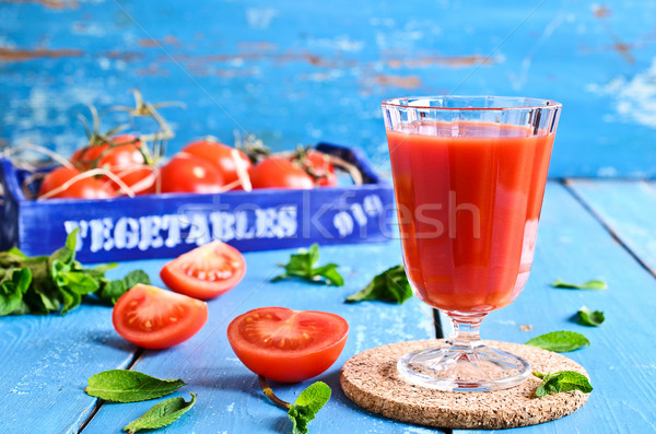 [[stock_photo]]: Jus · de · tomate · verre · menthe · laisse · boîte · tomates