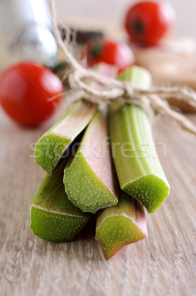 Rhabarber grünen frischen Schnur Holz Oberfläche Stock foto © zia_shusha