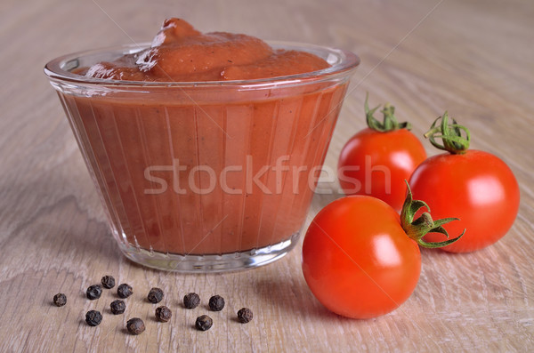 Tomatensaus glas jus boot houten oppervlak Stockfoto © zia_shusha