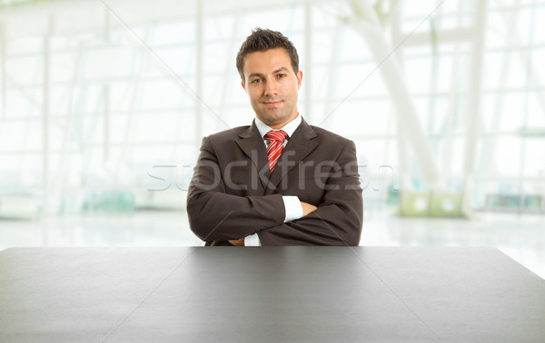 Człowiek biznesu młodych biurko biuro działalności sexy Zdjęcia stock © zittto