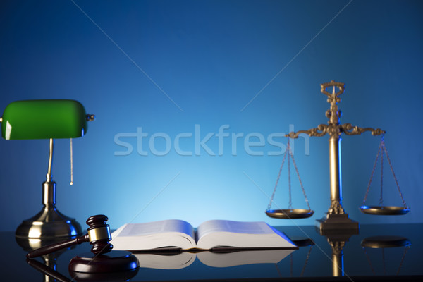 法 律師 辦公室 會診 法槌 商業照片 © zolnierek