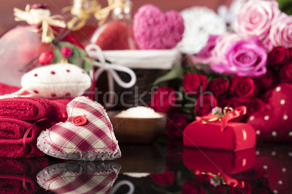 Foto stock: Día · corazones · rosas · símbolos · día · de · san · valentín · vidrio