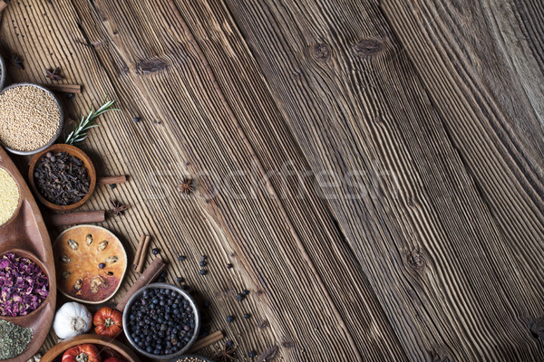 Temperos conjunto colorido diferente mesa de madeira Foto stock © zolnierek