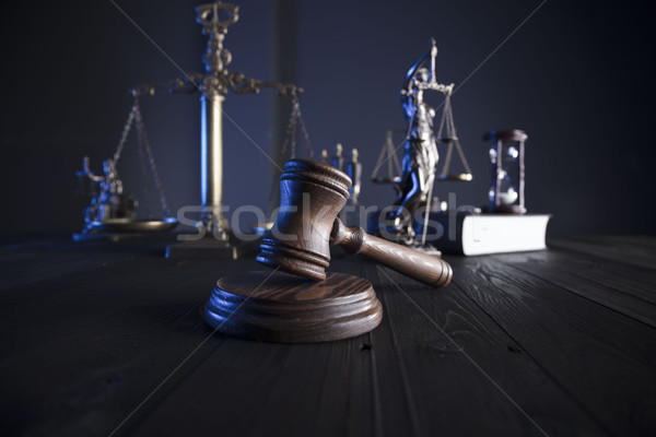 [[stock_photo]]: Juridiques · droit · avocats · bureau · échelle · justice