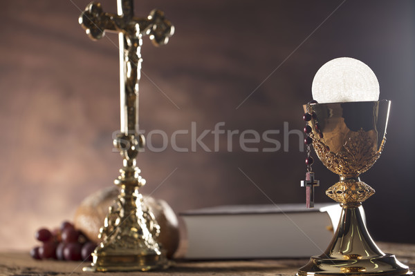 Foto stock: Católico · religión · Biblia · cruz · oro