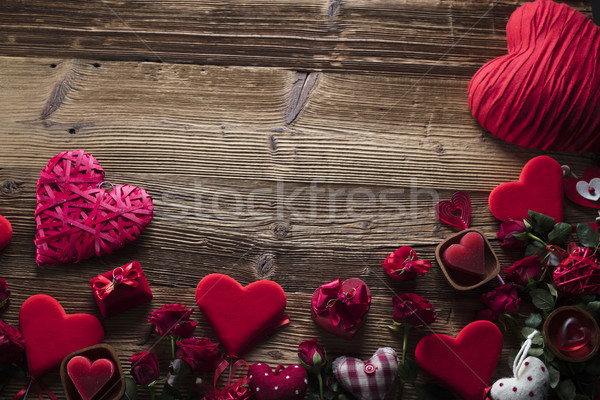 Dag Rood harten rozen houten tafel bloem Stockfoto © zolnierek