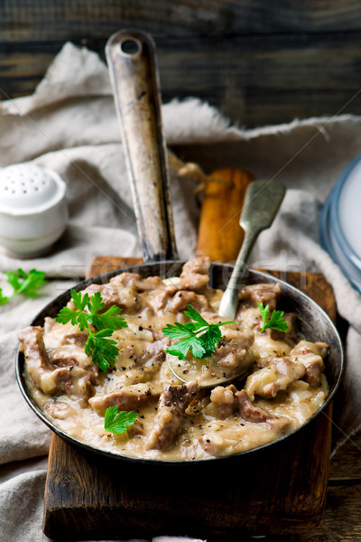 Rindfleisch Kalbfleisch Jahrgang Pfanne selektiven Fokus Essen Stock foto © zoryanchik