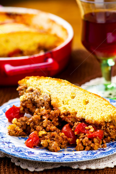 [[stock_photo]]: Pouding · viande · mise · au · point · sélective · table · dîner