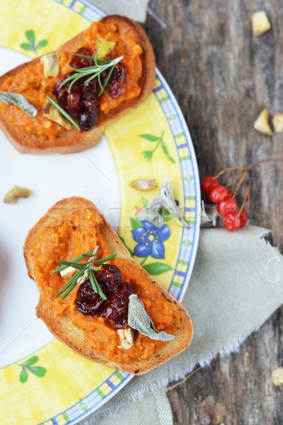 Bruschetta ekmek sonbahar sağlıklı İtalyan mutfak Stok fotoğraf © zoryanchik