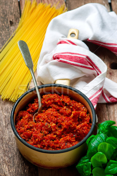 Zöldség fókusz piros paradicsom főzés spagetti Stock fotó © zoryanchik