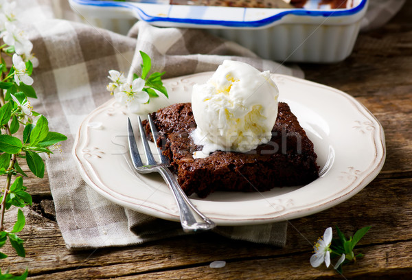 Microonda chocolate estilo atención selectiva alimentos mesa Foto stock © zoryanchik