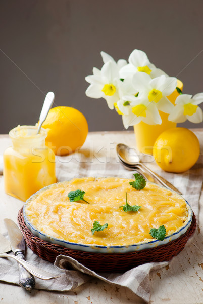 Rabarbaro limone torta rustico messa a fuoco selettiva dessert Foto d'archivio © zoryanchik