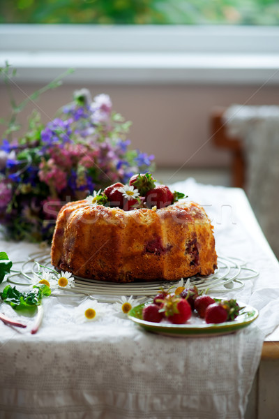 Erdbeere Rhabarber Jahrgang Hintergrund Kuchen Dessert Stock foto © zoryanchik