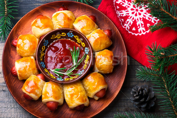 Kranz Wurst Rollen Weihnachten Dekor selektiven Fokus Stock foto © zoryanchik