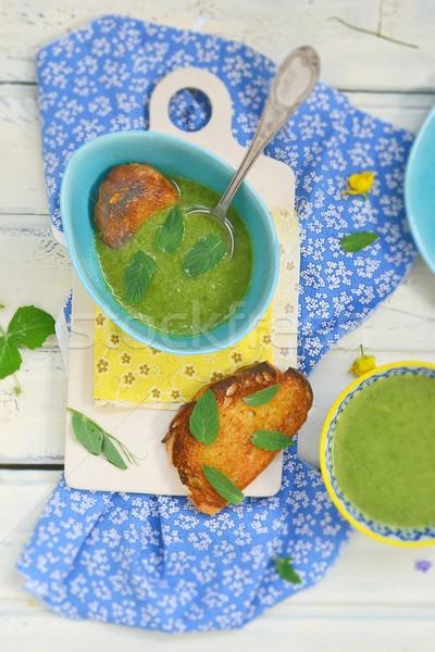 Grünen Bohnen Frühlingszwiebeln Sahne Suppe Toast Brot Stock foto © zoryanchik