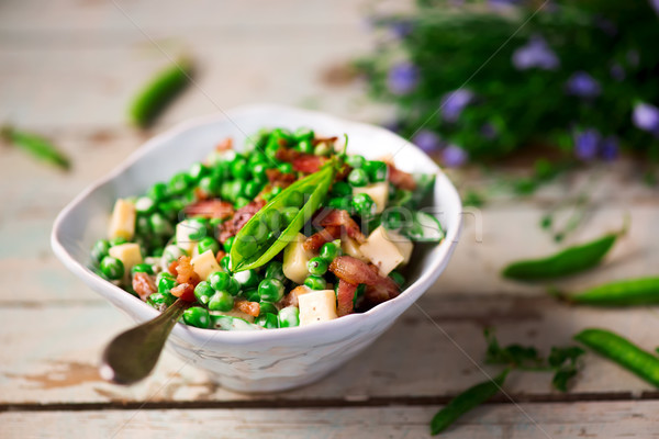 Kremsi yeşil salata odak gıda akşam yemeği Stok fotoğraf © zoryanchik