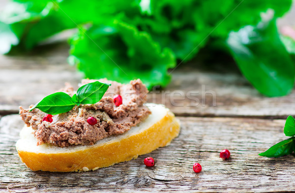 Pollo hígado mesa de madera estilo atención selectiva alimentos Foto stock © zoryanchik