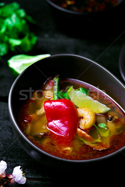Soep thai keuken selectieve aandacht vis citroen Stockfoto © zoryanchik