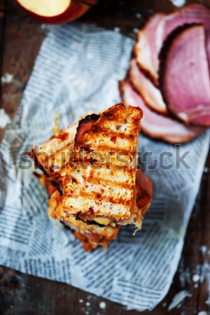 Jambon fromages oeufs Toast déjeuner [[stock_photo]] © zoryanchik