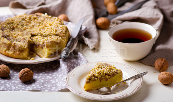 日期 蛋糕 屑 選擇性的重點 食品 家 商業照片 © zoryanchik