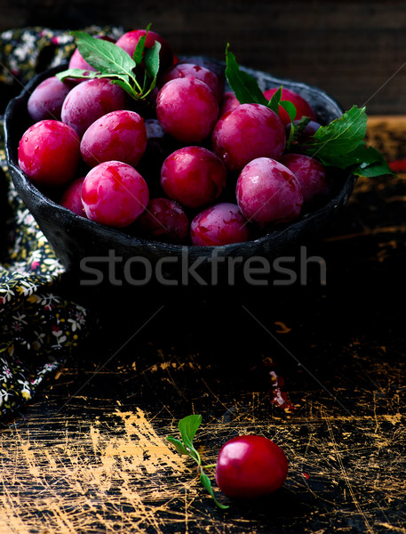 [[stock_photo]]: Fraîches · organique · bol · rustique