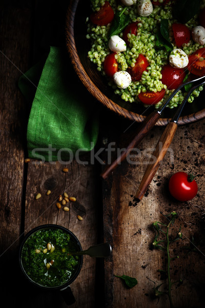 Izraeli kuszkusz saláta pesztó étel sajt Stock fotó © zoryanchik