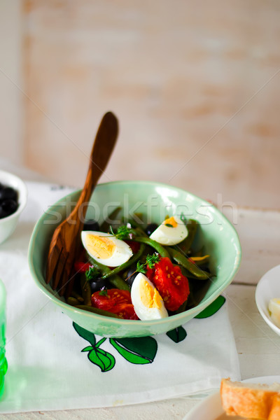 Salata taze fasulye zeytin yumurta stil bağbozumu Stok fotoğraf © zoryanchik