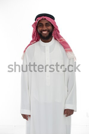 Arab közel-keleti afroamerikai férfi hüvelykujj felfelé arc Stock fotó © zurijeta