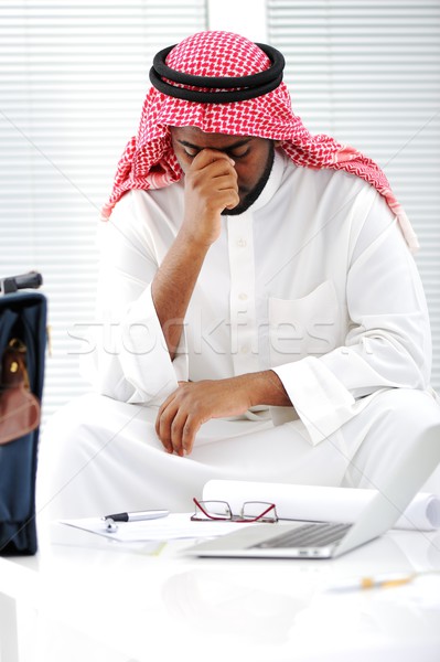 Arabisch Geschäftsmann Krise Business Arbeit Stock foto © zurijeta