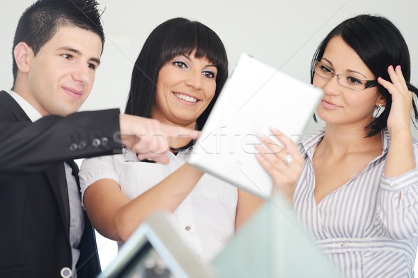 Grupo gente de negocios de trabajo lugar oficina Foto stock © zurijeta