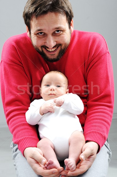 Glücklich Eltern Baby neu geboren Fuß Familie Stock foto © zurijeta