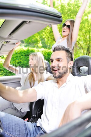 Fiatalok vakáció élvezi jókedv vezetés autó Stock fotó © zurijeta